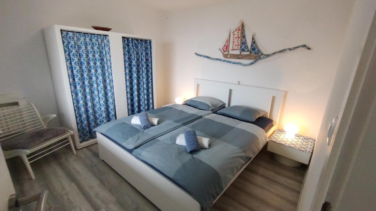 Apartment By The Sea- Santa Marina Rasa Ngoại thất bức ảnh